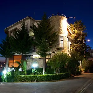Baron 3* Tirana